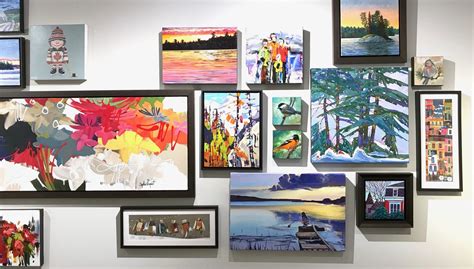 Art Collections .